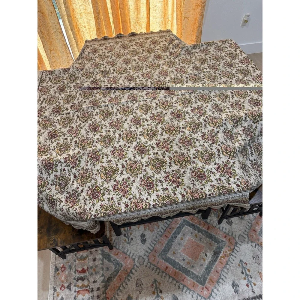 Vintage 90s Floral Tapestry Woven Throw Blanket Boho Chic Red Green Damask 70x70